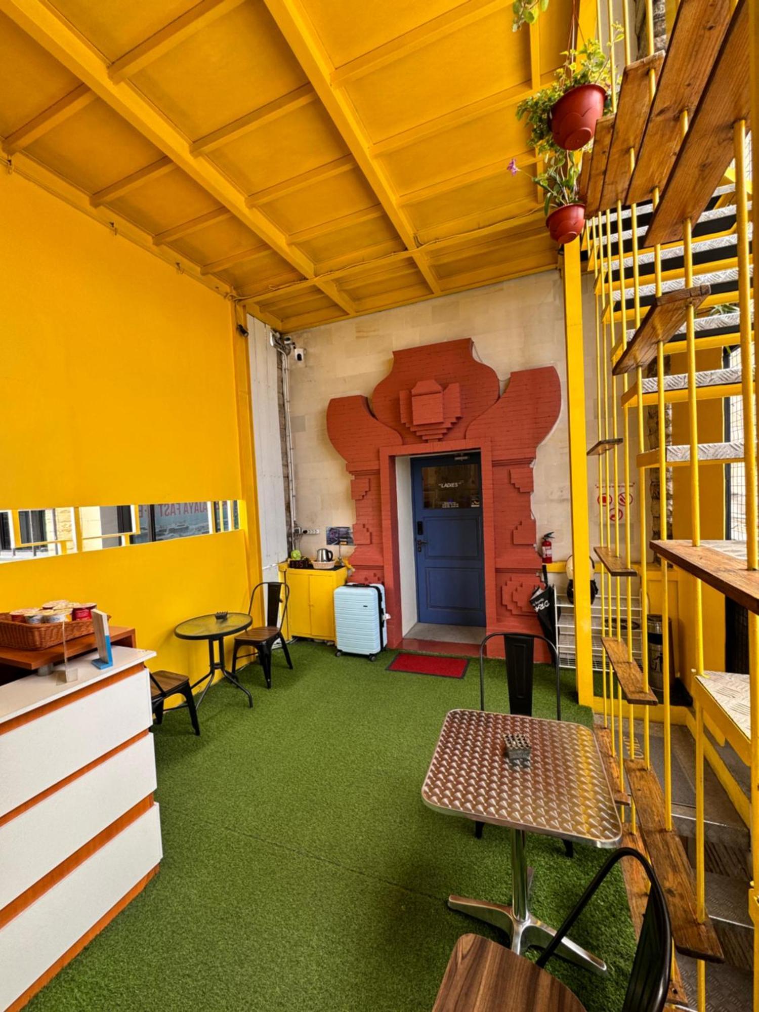 Capsule Inn Bali Legian  Exterior photo